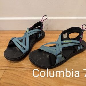 Columbia Teal and Black Outdoor Sandals 7
